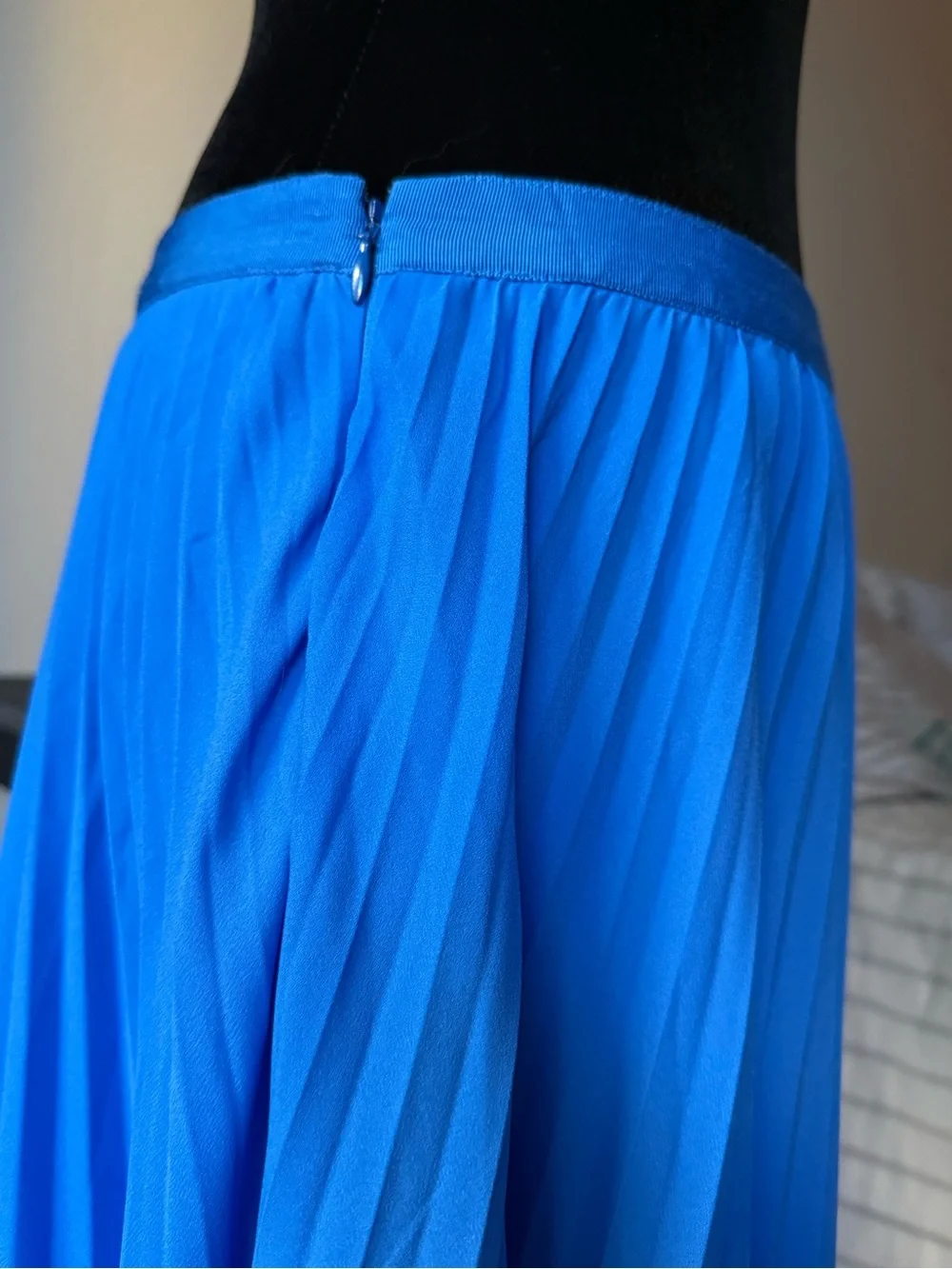 Banana Republic Royal Blue Pleated Midi Skirt